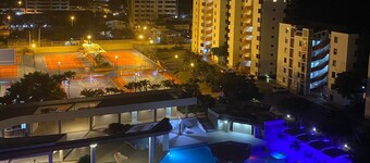 Discover the Ecuadorian paradise from our beachfront apartment!