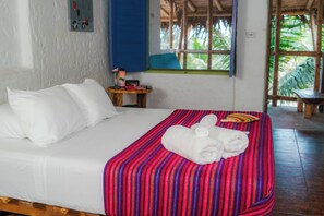 10 dormitorios, escritorio, wifi gratis y ropa de cama