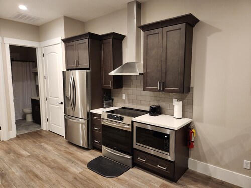 Private Home-2 Bed/2 Bath -HOT TUB / Near Zion NP