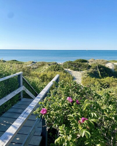 Cisco Surf Penthouse: Lux 3 Bed 3 Bath, Brand New Construction, right in town!