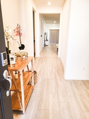 Interior - VIP CLASS TWO ~ Real Comfort ~ 3 Bedrooms (Lodi)