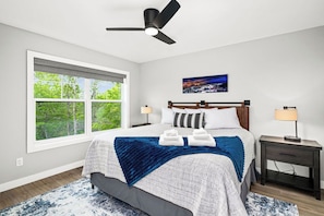 4 bedrooms, desk, iron/ironing board, free WiFi - RiverWest Alpine - Hot Tub - Sauna - Dogs (Duluth)