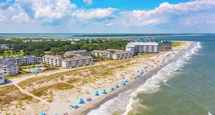 New Listing! Marsh Views, Pool, and Tennis Courts - 22 Linkside Villa