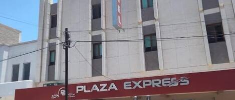 Fachada da propriedade