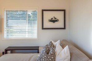 3 bedrooms, iron/ironing board, WiFi