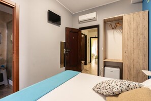 1 slaapkamer, een strijkplank/strijkijzer, wifi, beddengoed