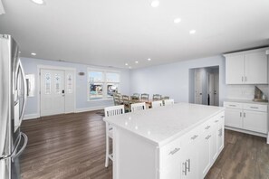 Dining - HEATED IN-GROUND POOL, 7 LARGE BEDROOMS, WALK TO BEACH, 5 MILES TO AC (Brigantine)
