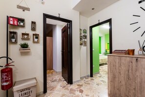Interior - GuestHost - Room Green - Holy Cross (Barletta)