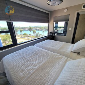 4 quartos, ferros/tábuas de passar roupa, Wi-Fi de cortesia