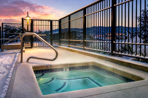 Outdoor Hot Tub at The Mason MAS-2004 - Soak under a painted winter sky with panoramic mountain views just steps from your door.