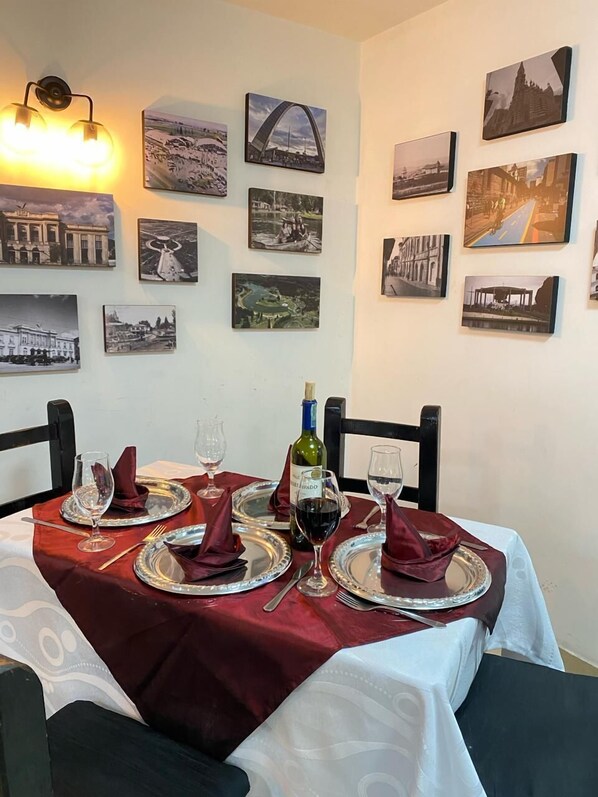 Dining - hotel el duque internacional (Bogotá)