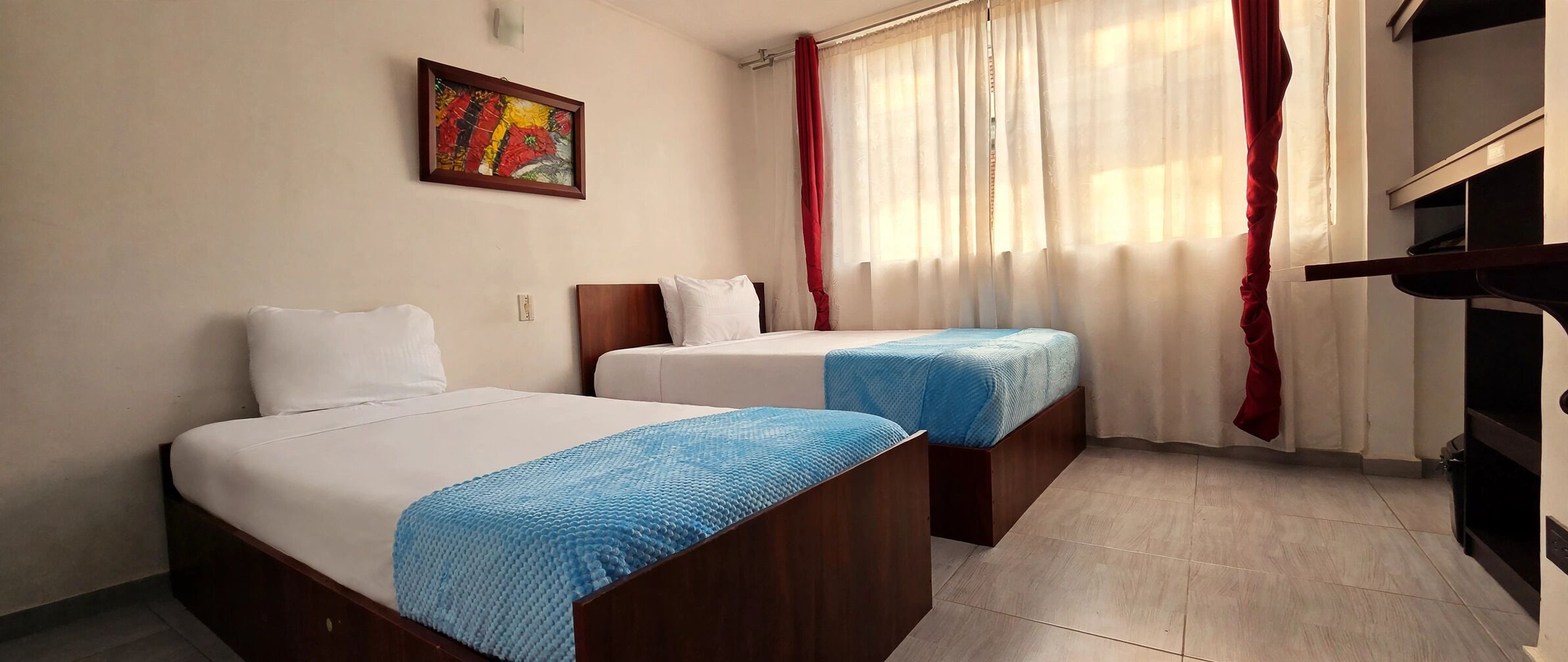 Photo - hotel el duque internacional