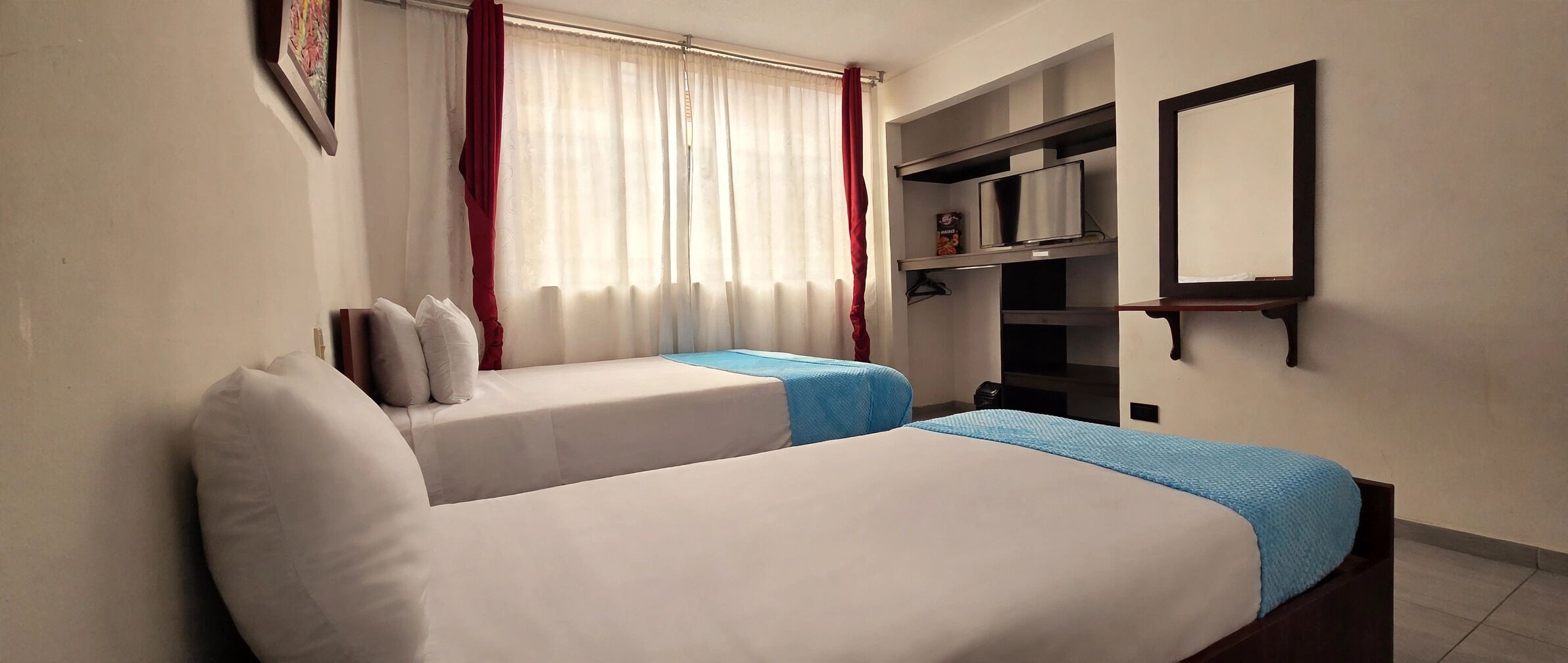 Photo - hotel el duque internacional