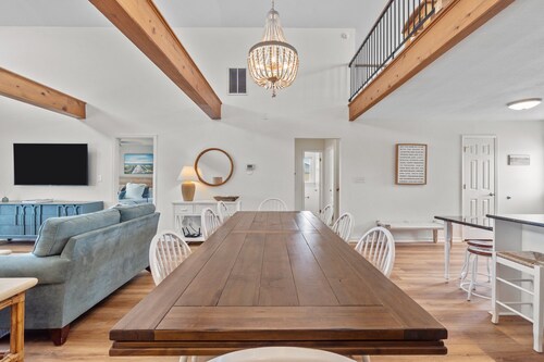 5802- Free Bird, | Semi Oceanfront |South Nags Head | Sleeps 14