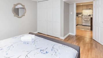 1 室のベッドルーム、アイロン / アイロン台、WiFi、ベッドシーツ