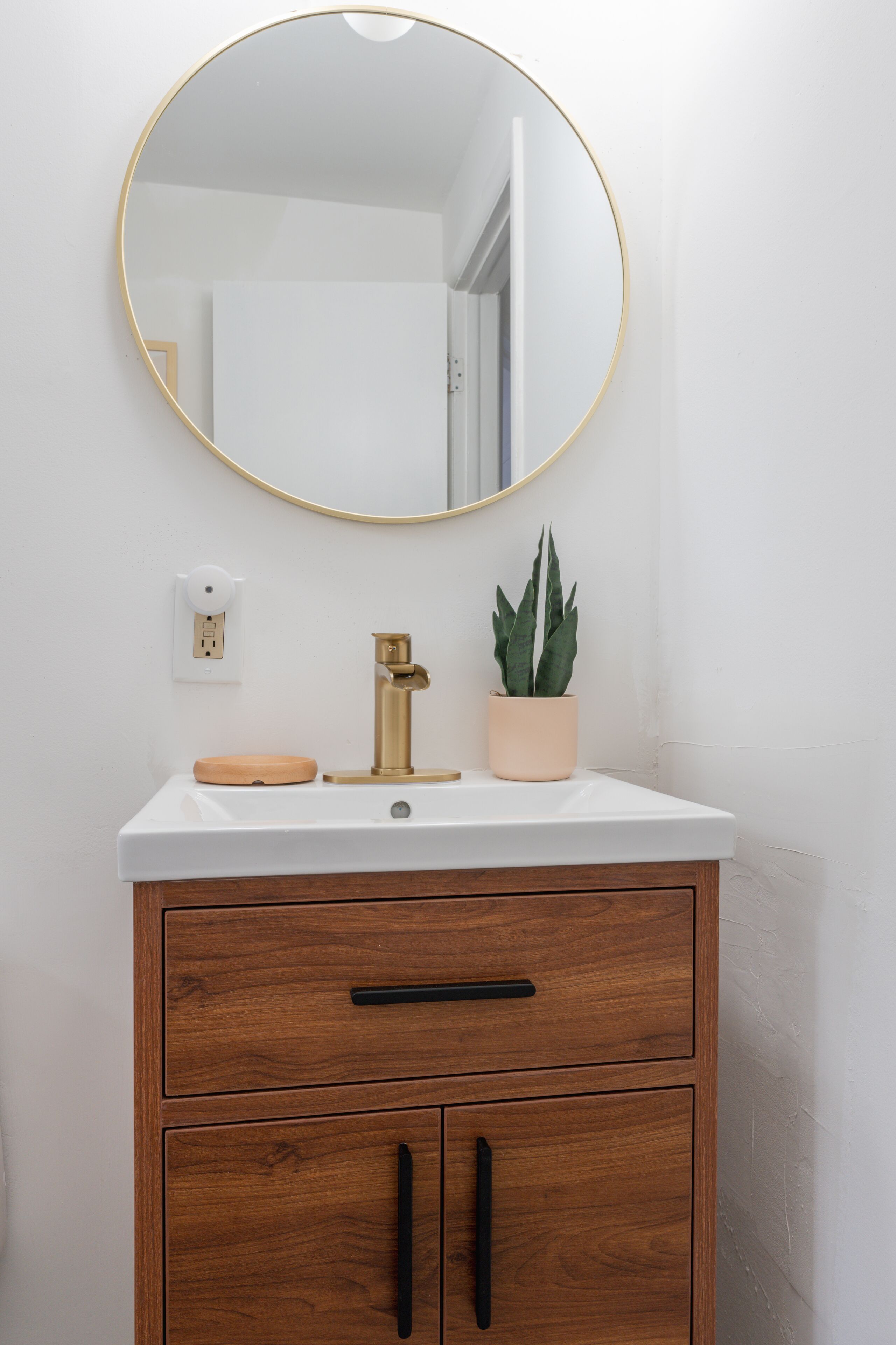 Hårføner, håndklær, såpe og toalettpapir