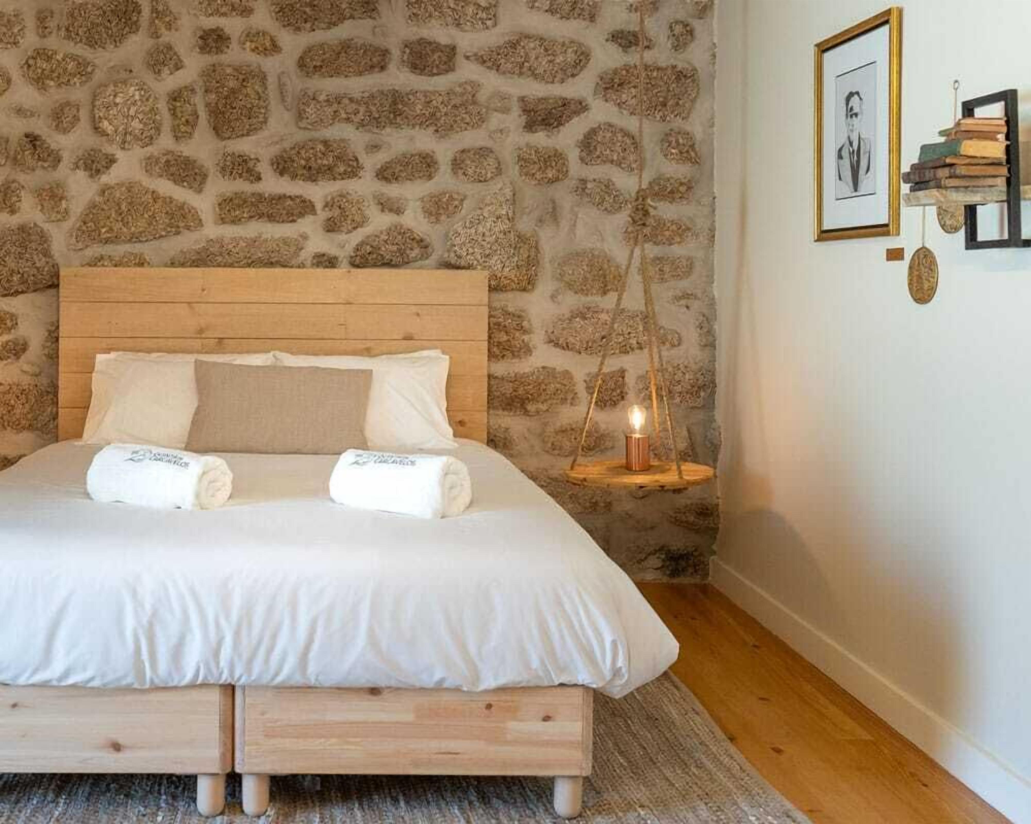 Maison mitoyenne Familiale, piscine privée, vue vignoble | Bureau, espace de travail pour ordinateur portable, rideaux occultants