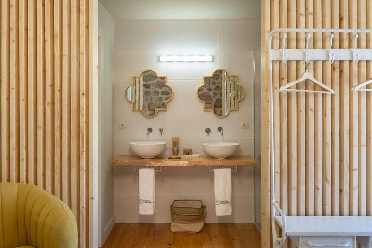 Maison mitoyenne Familiale, piscine privée, vue vignoble | Bureau, espace de travail pour ordinateur portable, rideaux occultants