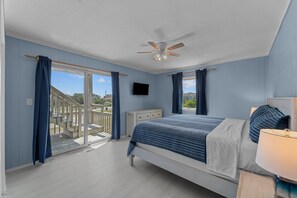 5 Schlafzimmer, Bügeleisen/Bügelbrett, WLAN, Bettwäsche