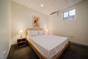 2 Schlafzimmer, Bügeleisen/Bügelbrett, kostenloses WLAN, Bettwäsche