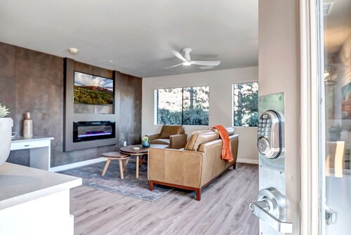 Beautifully Renovated ADA Accessible Condo