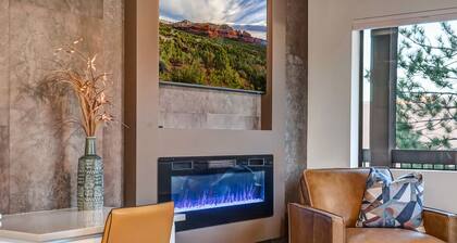 Sedona Trailhead Suites D – Modern Condo with Direct Trail Access & Stunning Views