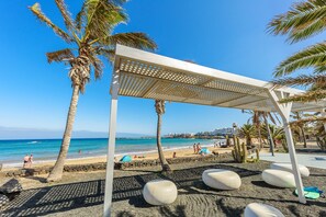 Beach nearby - Lanzahost "Casa Sunny Seafront" (Costa Teguise)