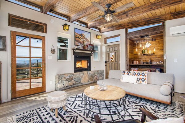 TV connectée, cheminée