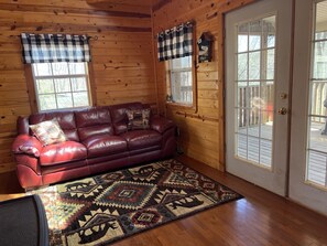 Smart TV, DVD player, table football, ping pong - Boo Boo's Cabin - Charming Lake Front Cabin located 5 miles to Helen, GA!  (Cleveland)
