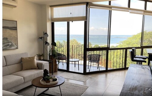 Two Bedroom Condo with Breathtaking Ocean View