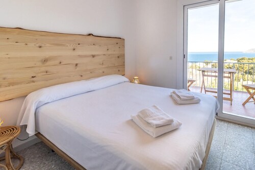 Fener de Dalt 86 - Beautiful house with sea views