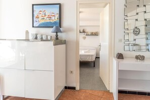 Interior - Cap Ras 04.3 - Apartment with terrace and sea view (Llança)