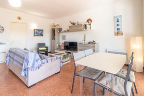 TV - Cap Ras 04.3 - Apartment with terrace and sea view (Llança)