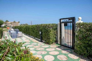 Unclassified image, 4 of 43, button - Apt. Duna in urb. Playa Grande. 6 pers., A/C, Wifi, community pool (DƩnia)