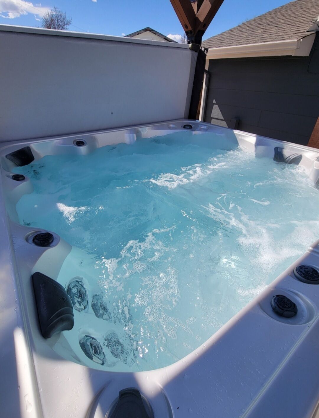 Bain à remous extérieur