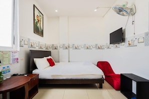 Luxury Double Room, 1 Bedroom, Non Smoking, City View - Hoa Hong Hotel (Ho Chi Minh City)
