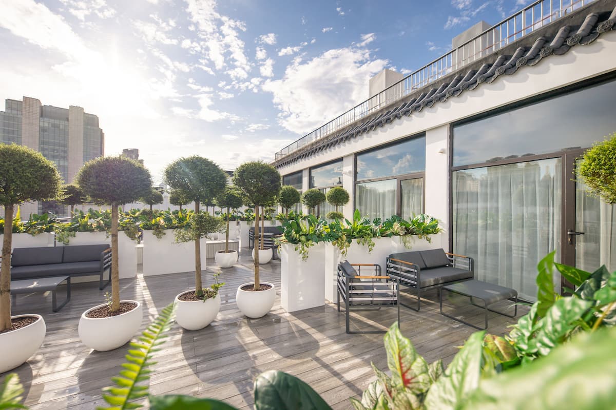 Romantik-dobbeltværelse - terrasse - byudsigt | Terrasse/gårdhave