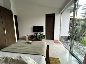 3 Schlafzimmer, Schreibtisch, Bügeleisen/Bügelbrett, WLAN