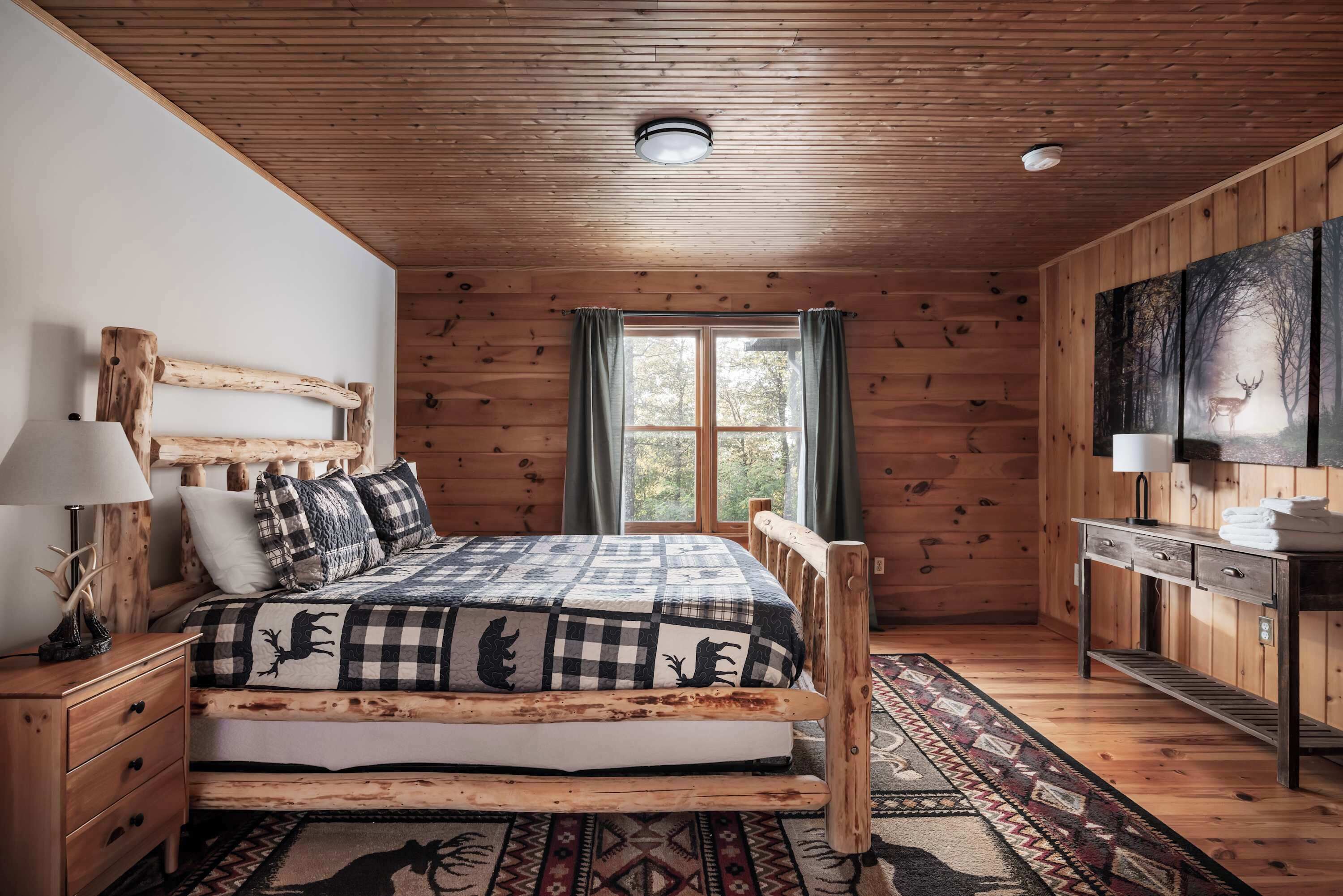 4 soverom, skrivebord, strykejern/-brett og wi-fi