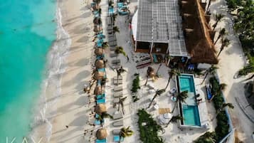 Beach nearby, beach towels