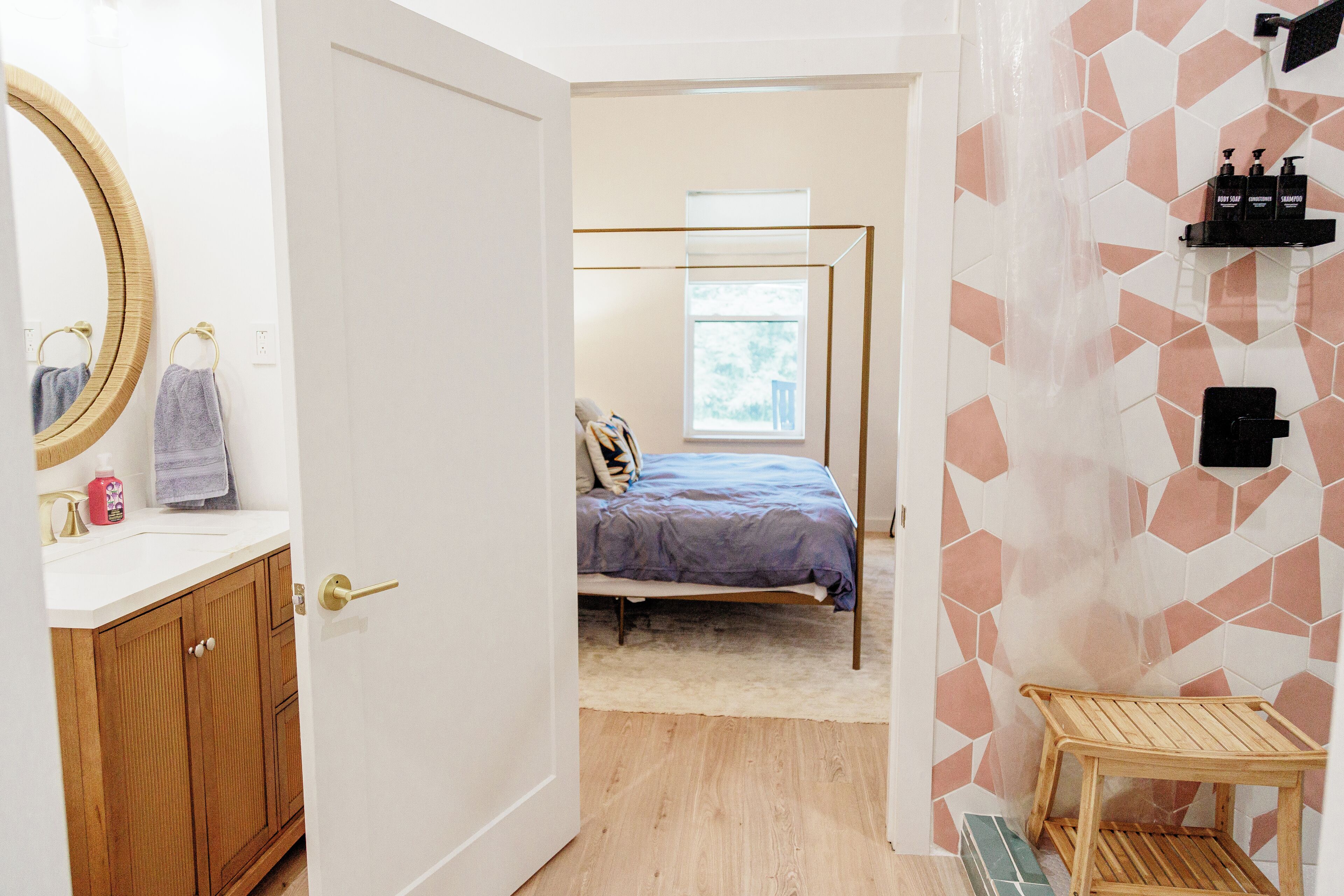 3 camere, ferro/asse da stiro, Wi-Fi gratuito, lenzuola