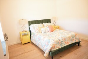 3 soverom, strykejern/-brett, wi-fi (inkludert) og sengetøy