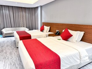 Down duvets, Tempur-Pedic beds, minibar, in-room safe - Hotel omni residency Baridhara (Dhaka)