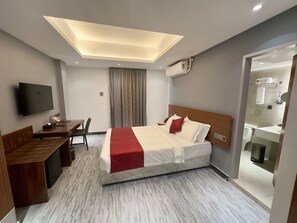 Donsdekens, Tempur Pedic-bedden, een minibar, een kluis op de kamer