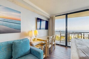 Interior - Gulf-front studio with incredible view, pools, tennis, pickleball & beach access (Galveston)