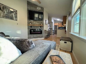 TV, fireplace, offices