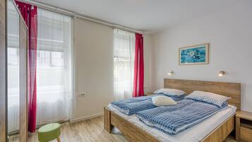 2 bedrooms, free WiFi, bed sheets