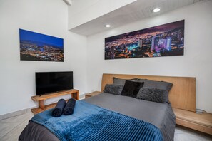 5 Schlafzimmer, Bügeleisen/Bügelbrett, WLAN, Bettwäsche