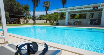Villa El Capitano with garden and pool, Muro Leccese, Italy