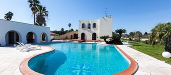 Villa Golia pool jacuzzi and sauna, Galatina, Italy